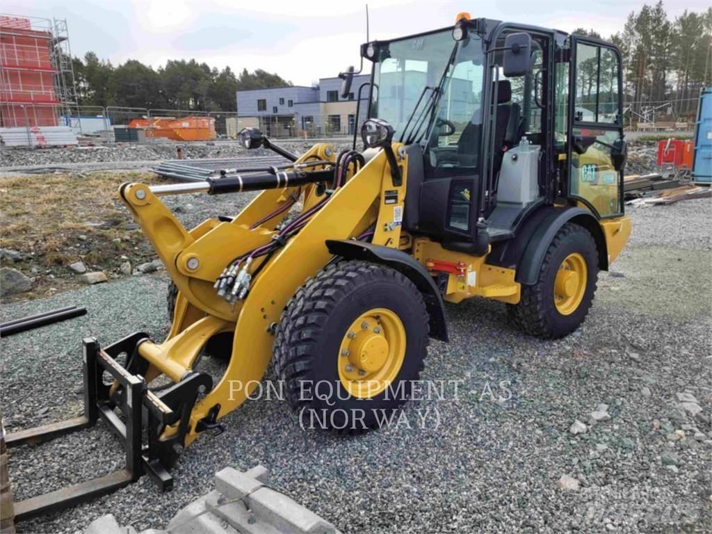 CAT 906M Wielladers