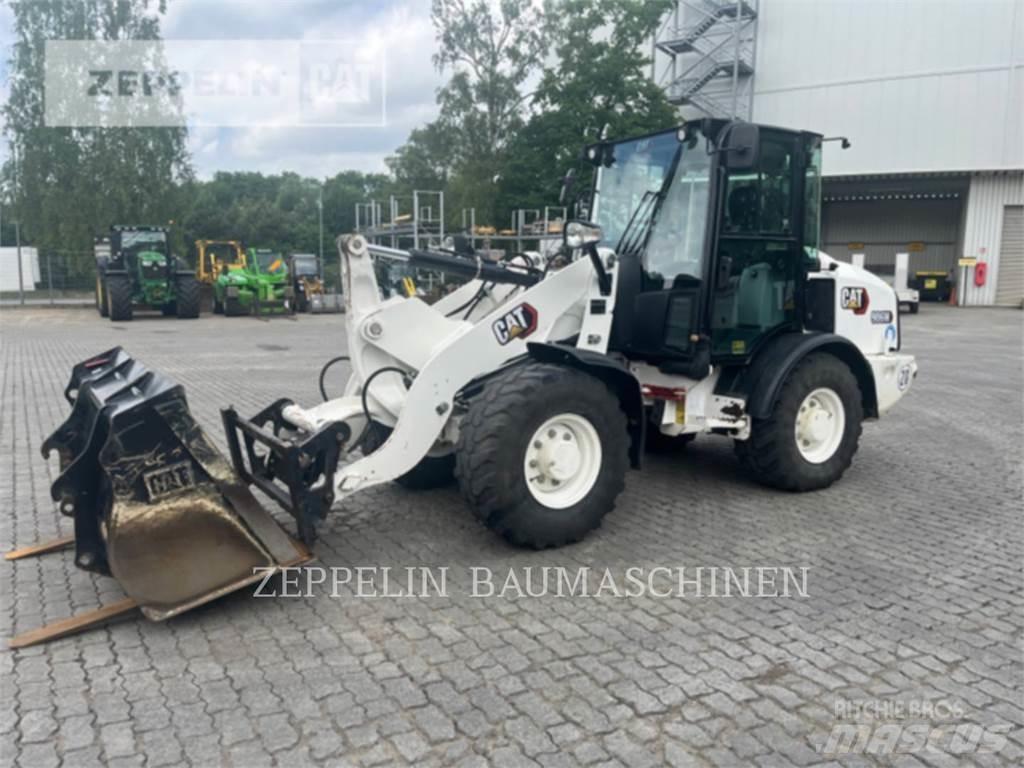 CAT 906M Wielladers