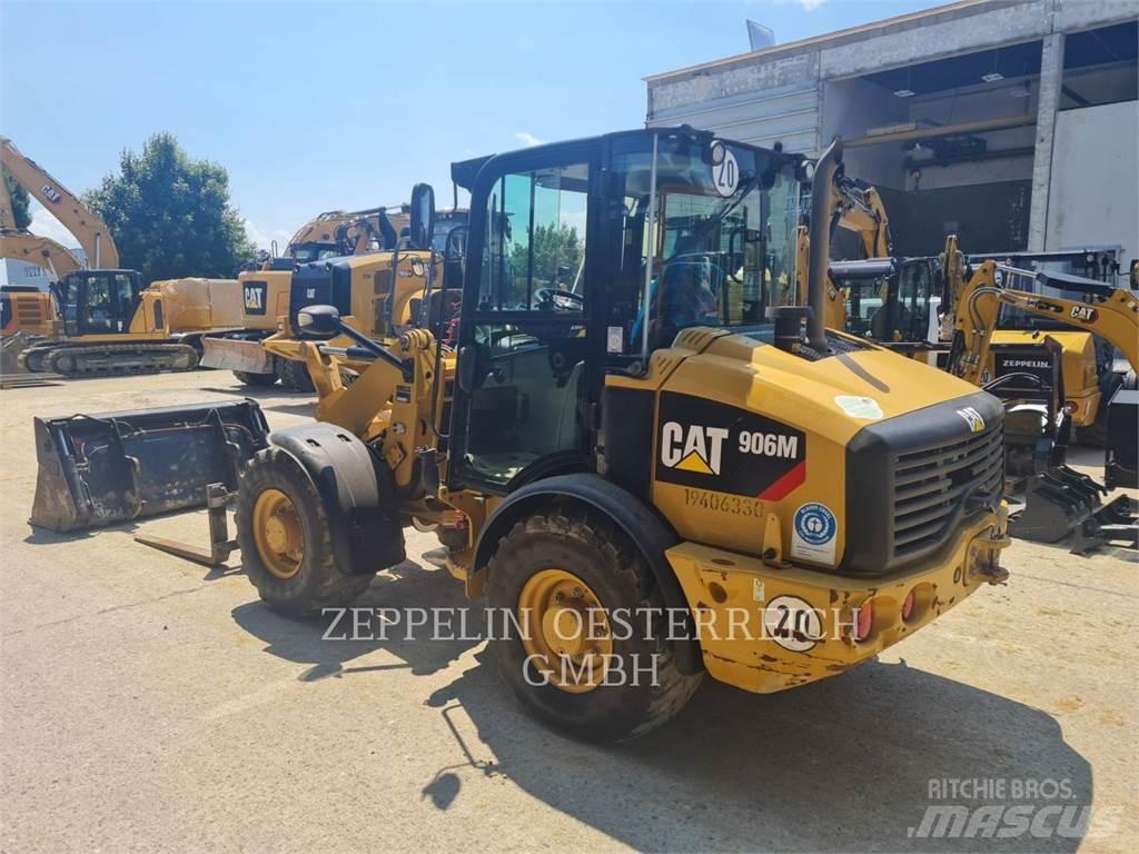 CAT 906M Wielladers