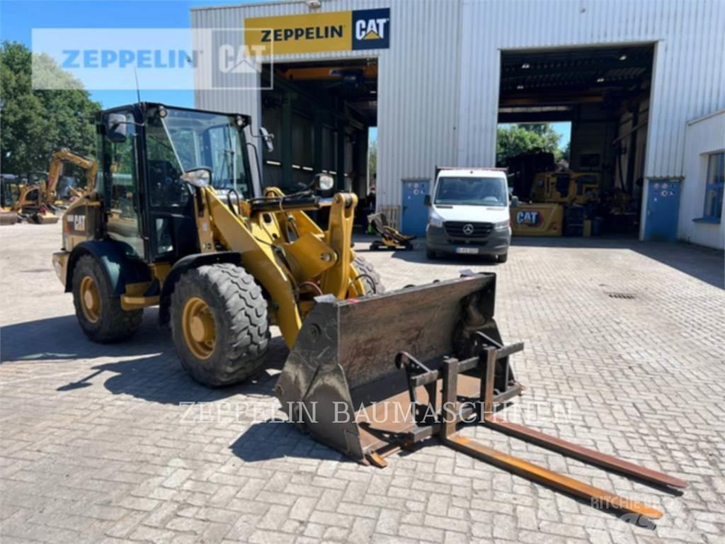 CAT 906M Wielladers