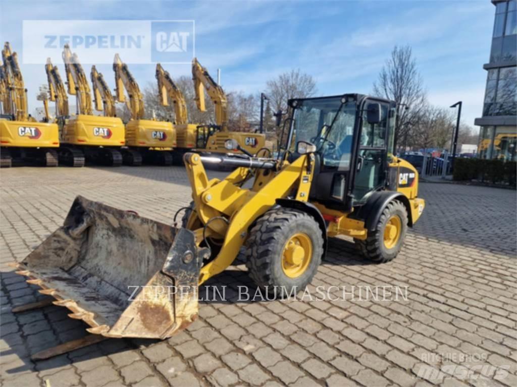 CAT 906M Wielladers