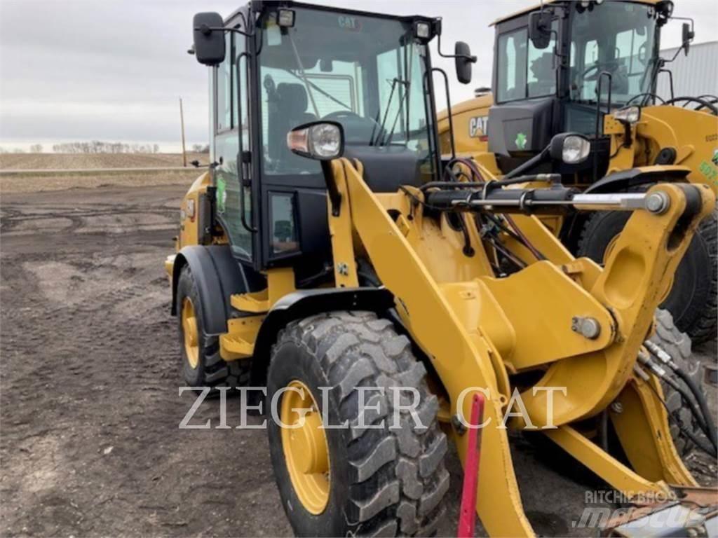 CAT 907M Wielladers