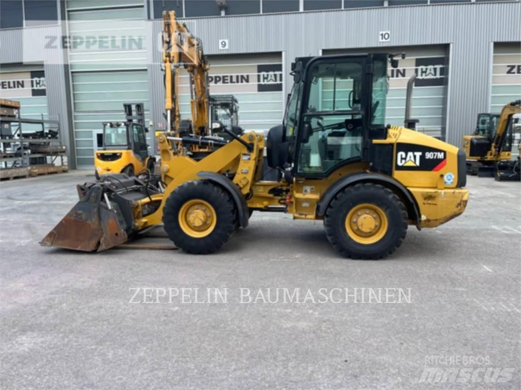 CAT 907M Wielladers