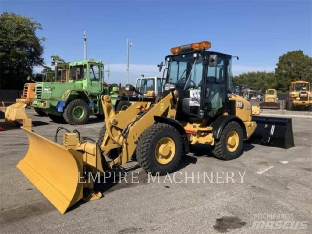 CAT 907M Wielladers