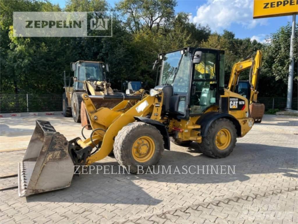 CAT 907M Wielladers