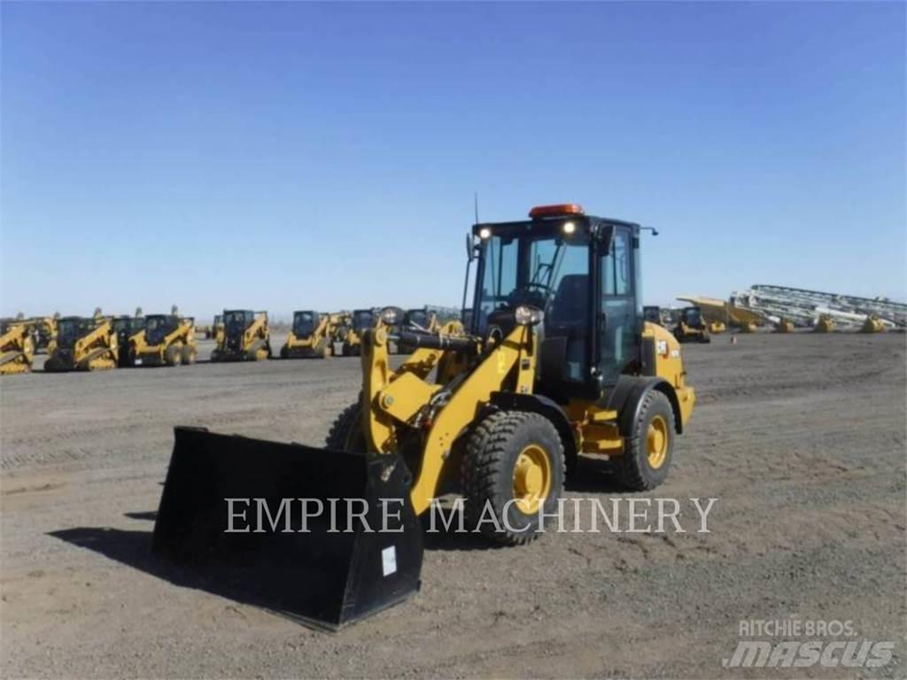 CAT 907M Wielladers