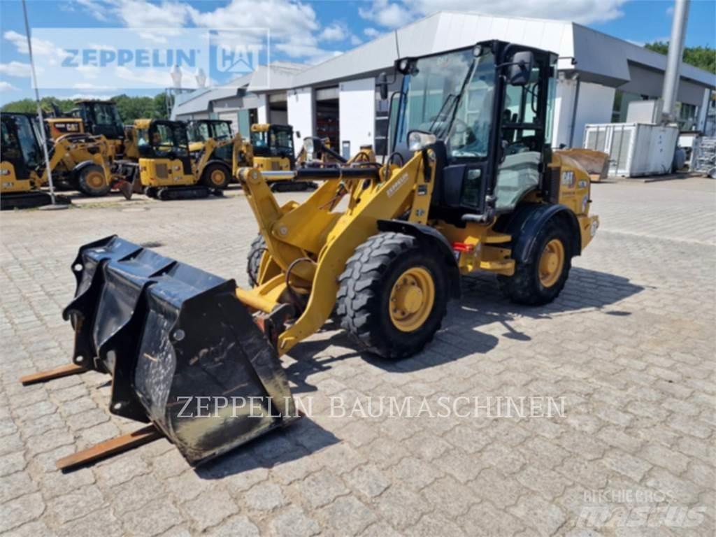 CAT 907M Wielladers