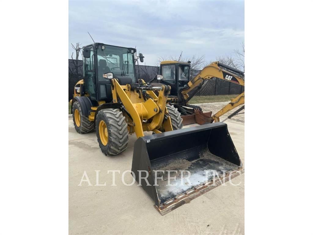 CAT 908M Miniladers