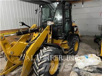CAT 908M Miniladers