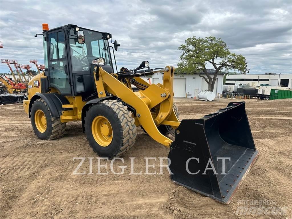 CAT 908M Wielladers
