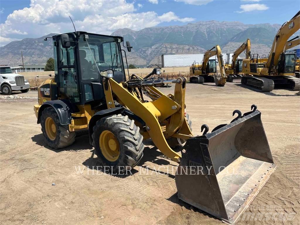 CAT 908M Wielladers