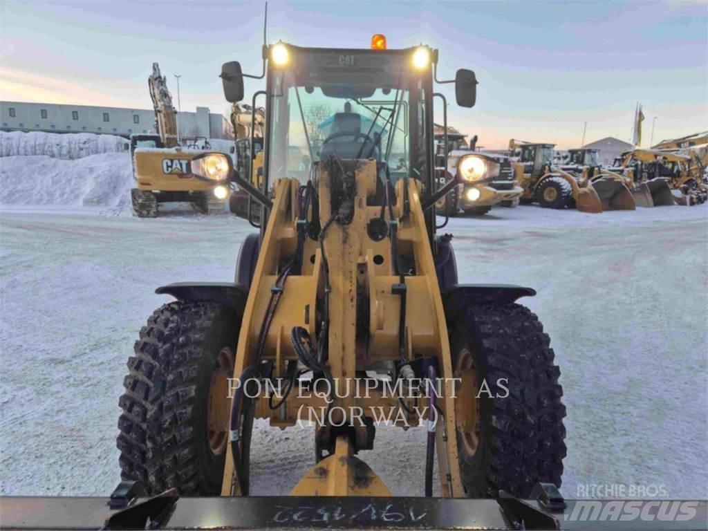 CAT 908M Wielladers