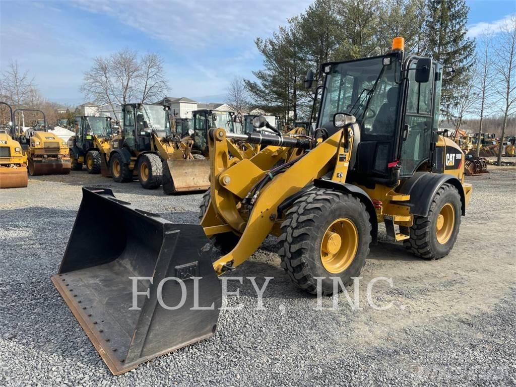 CAT 908M Wielladers