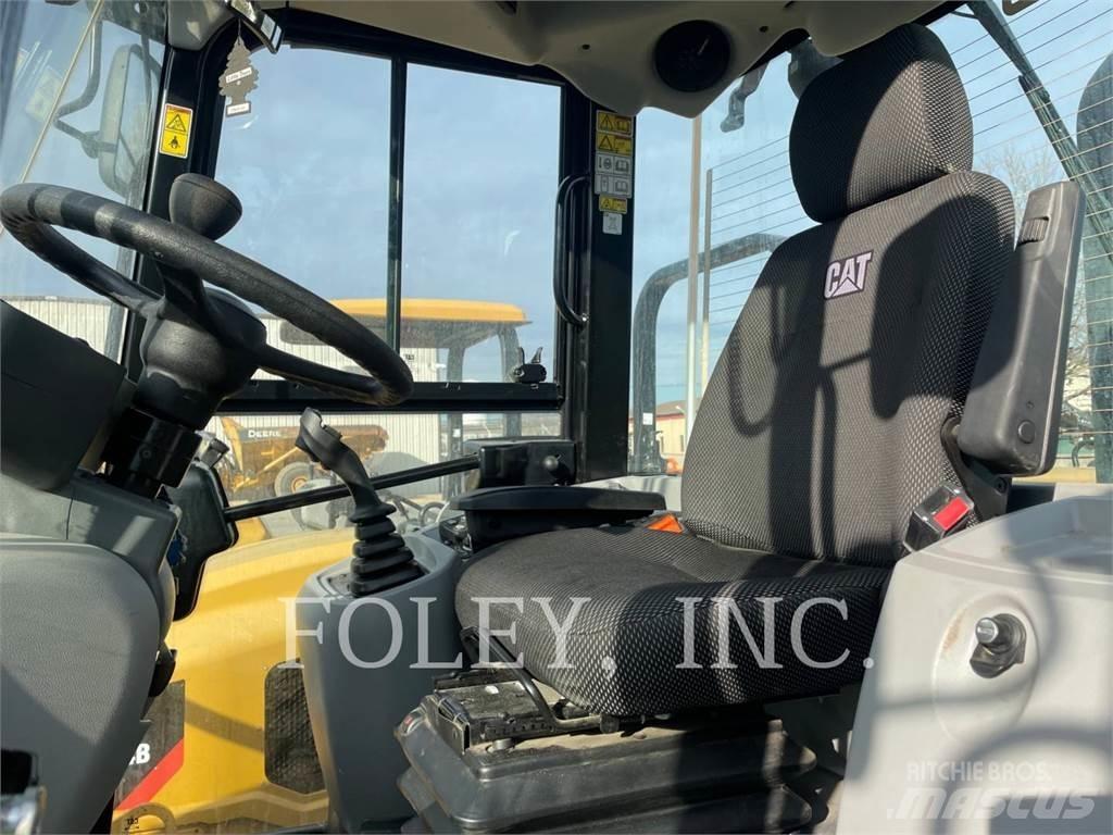 CAT 908M Wielladers