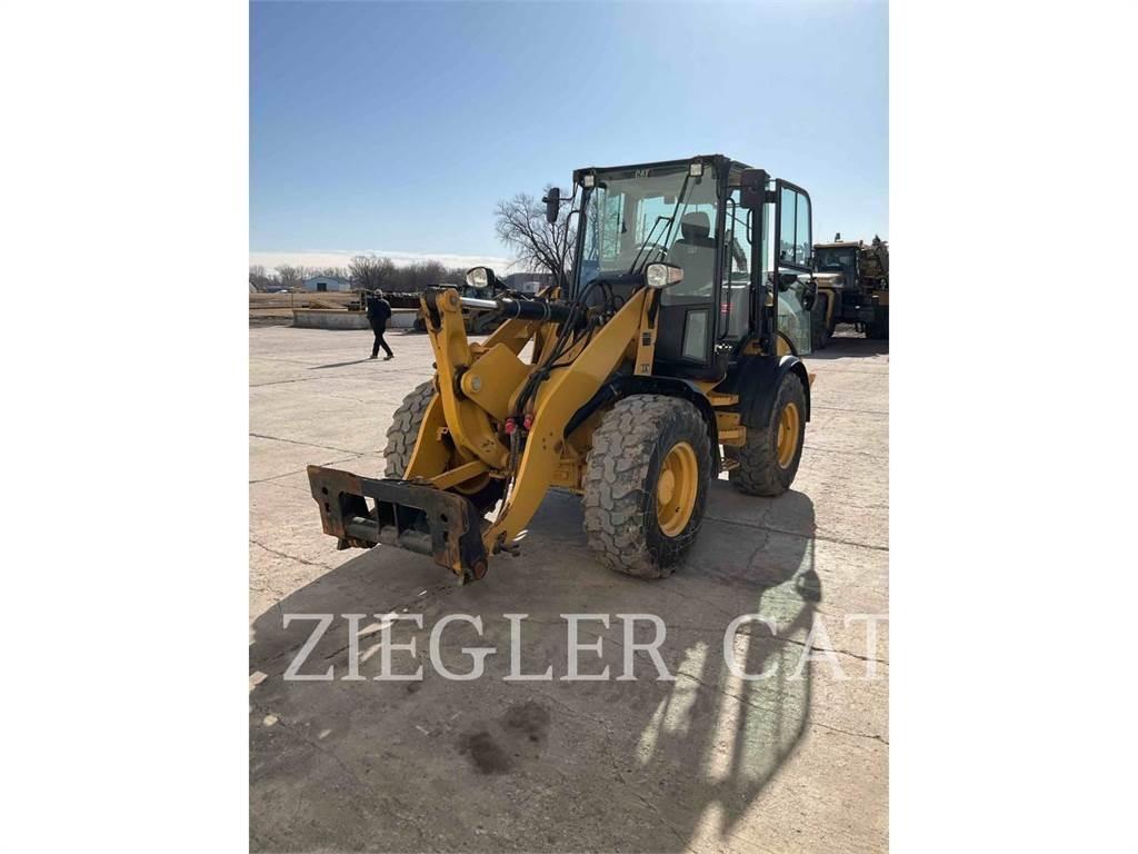 CAT 908M Wielladers