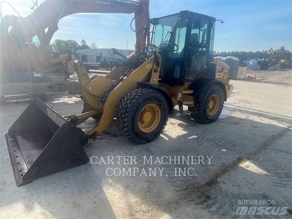 CAT 908M Wielladers
