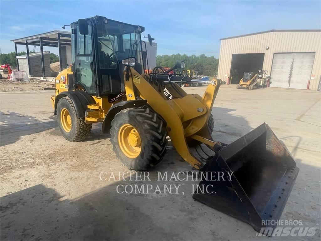 CAT 908M Wielladers