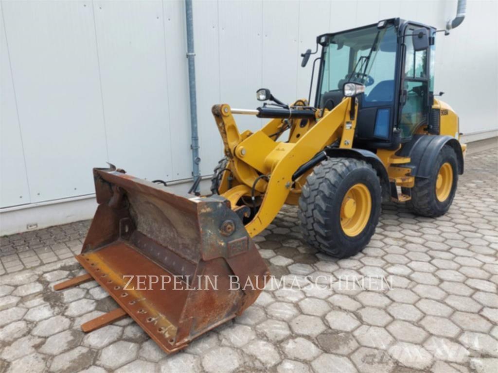 CAT 908M Wielladers