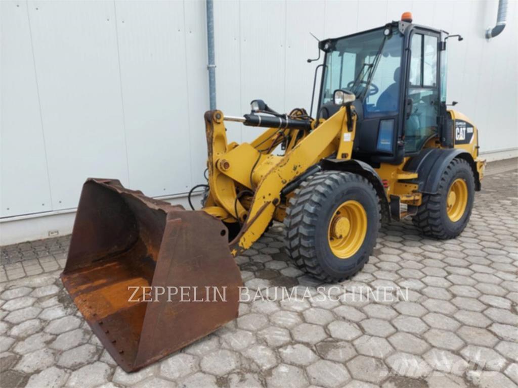 CAT 908M Wielladers