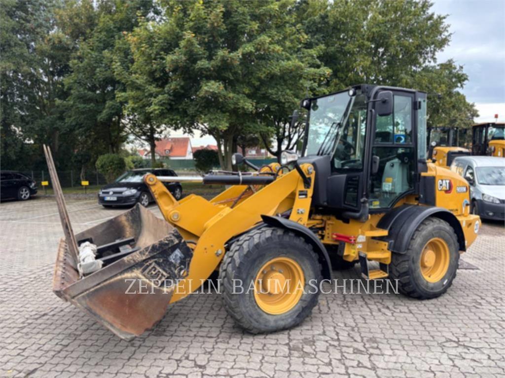 CAT 908M Wielladers