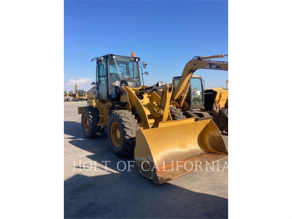 CAT 910M Wielladers