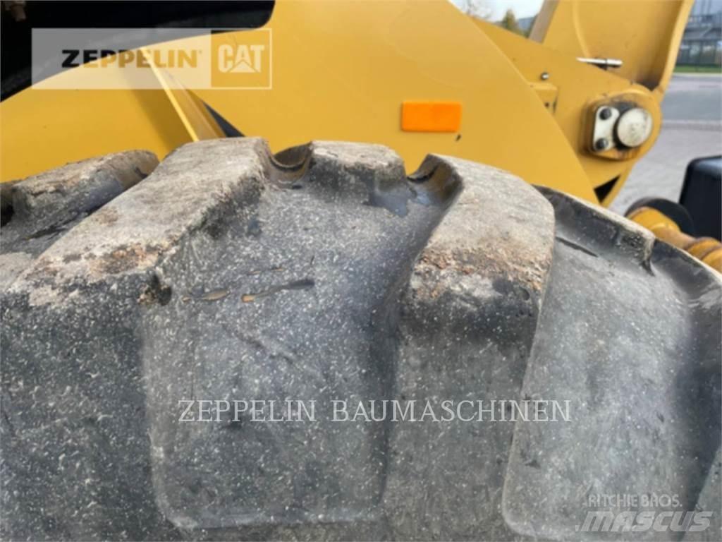 CAT 918M Wielladers