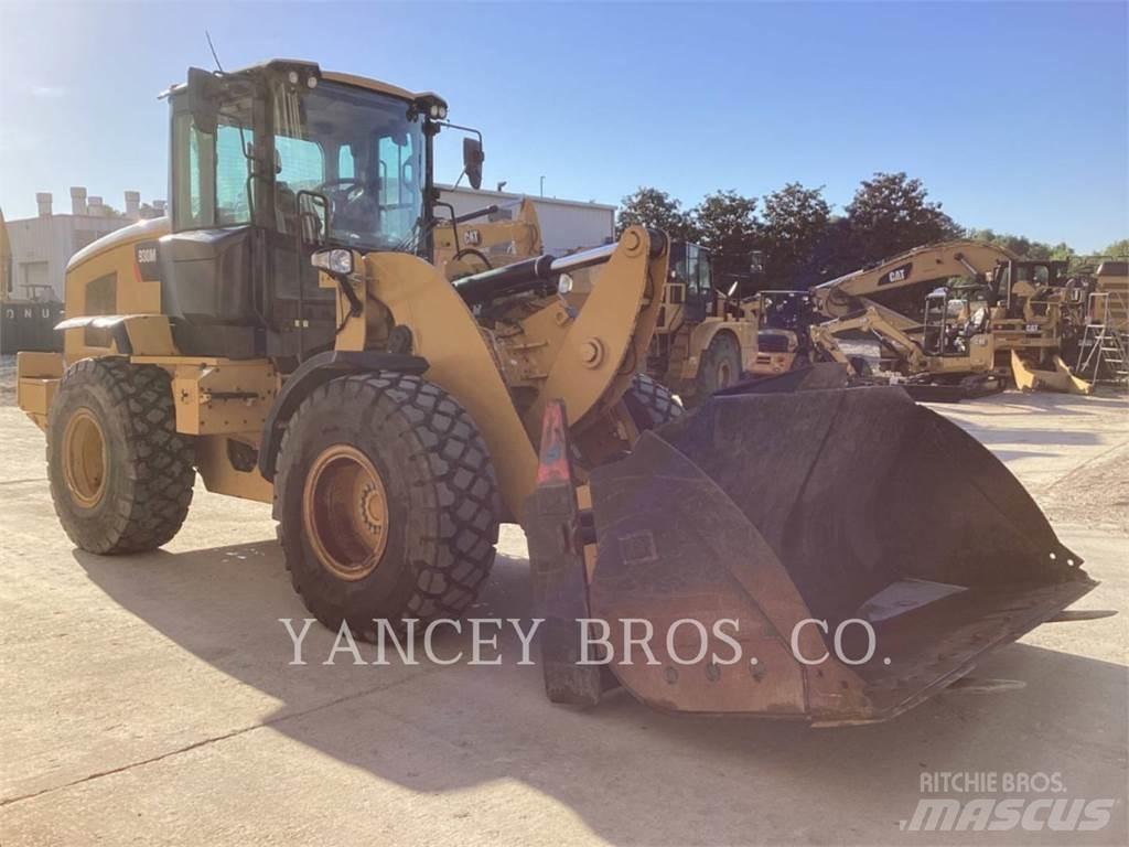 CAT 930M Wielladers