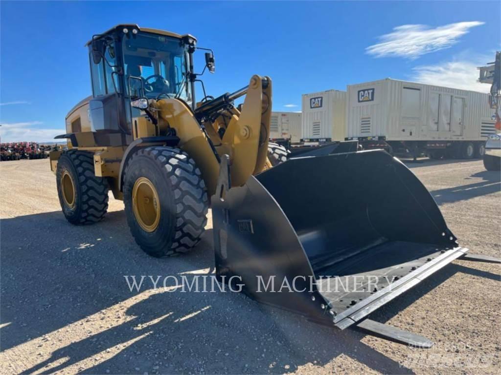 CAT 930M Wielladers