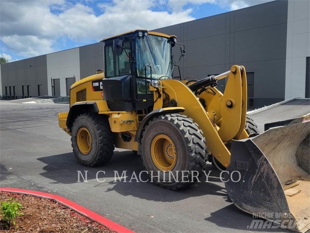 CAT 930M Wielladers