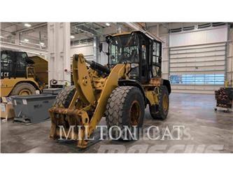 CAT 930M Wielladers