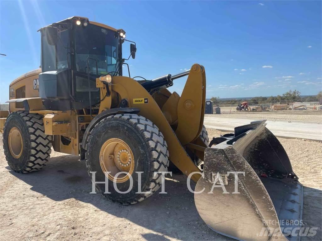 CAT 930M Wielladers