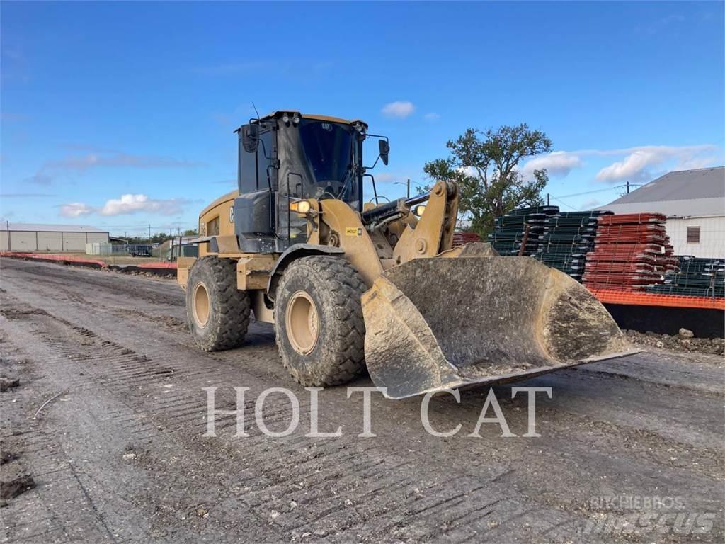 CAT 930M Wielladers