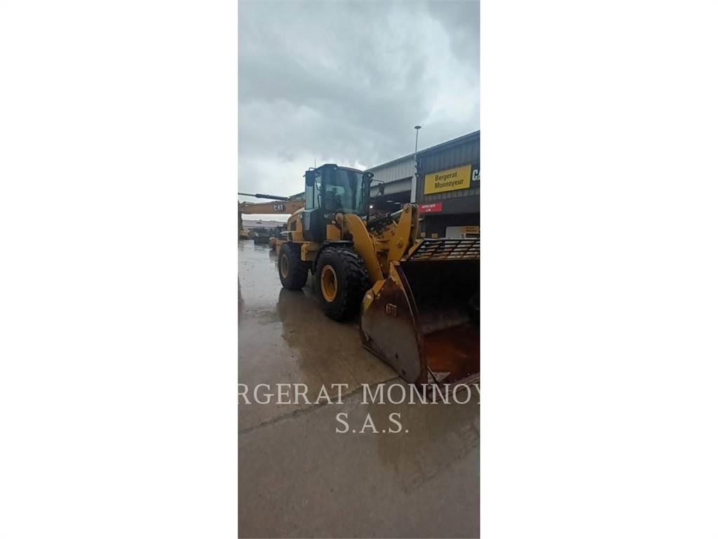CAT 930M Wielladers