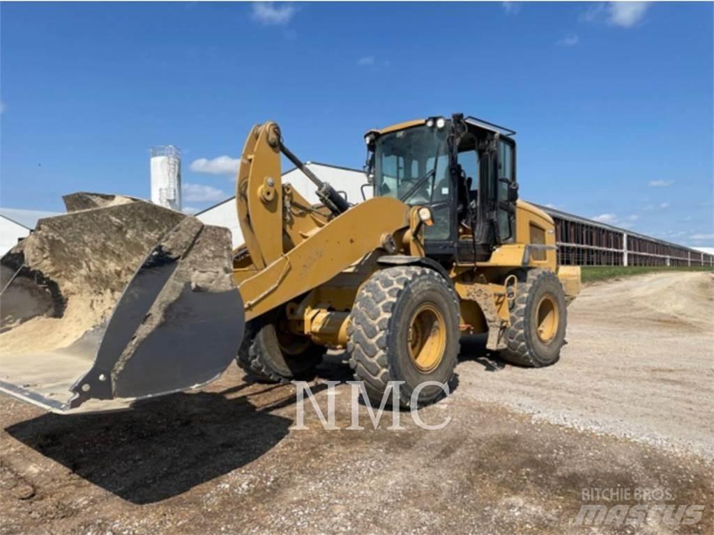 CAT 930M Wielladers