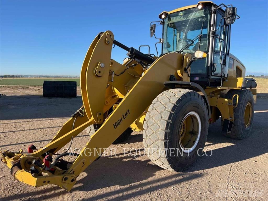 CAT 930M Wielladers
