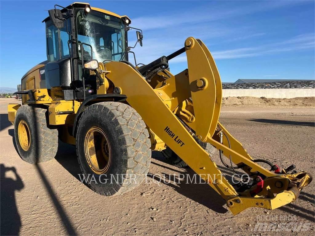 CAT 930M Wielladers