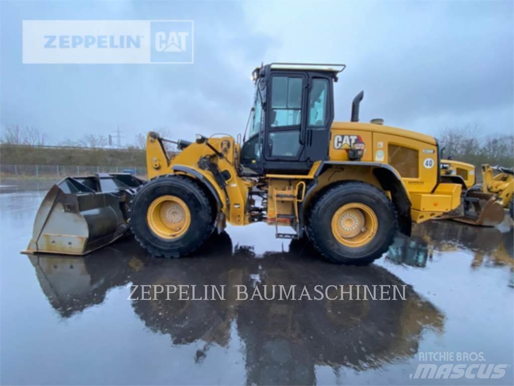 CAT 930M Wielladers
