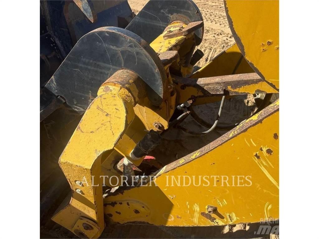 CAT 930M Wielladers