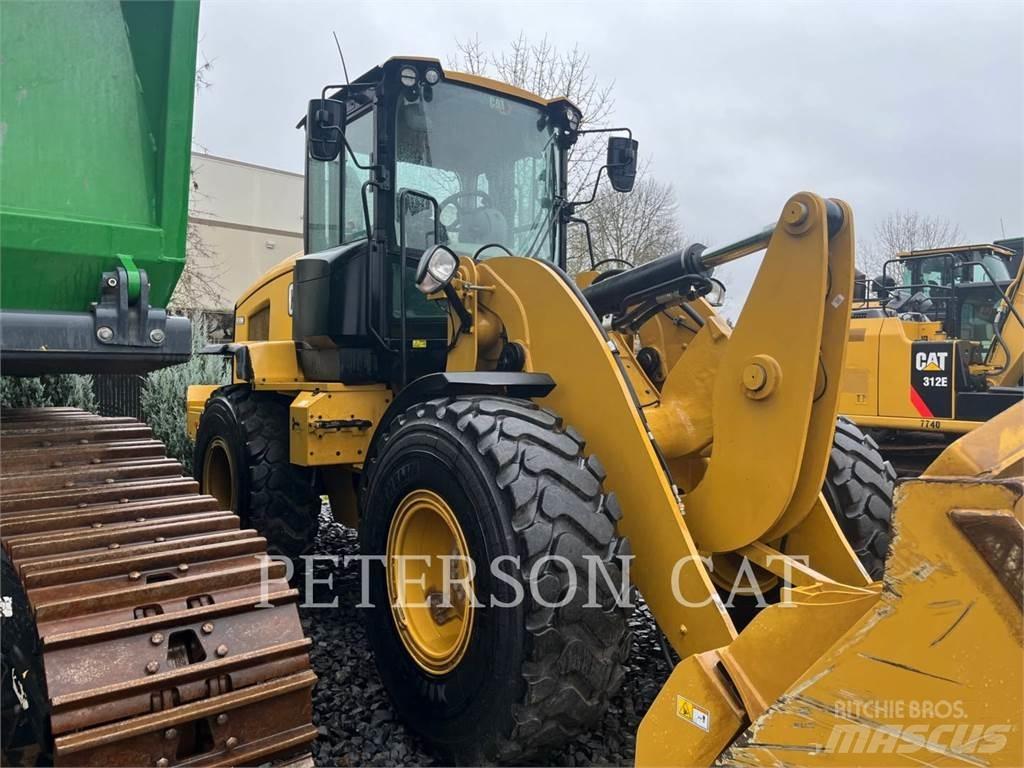 CAT 930M Wielladers