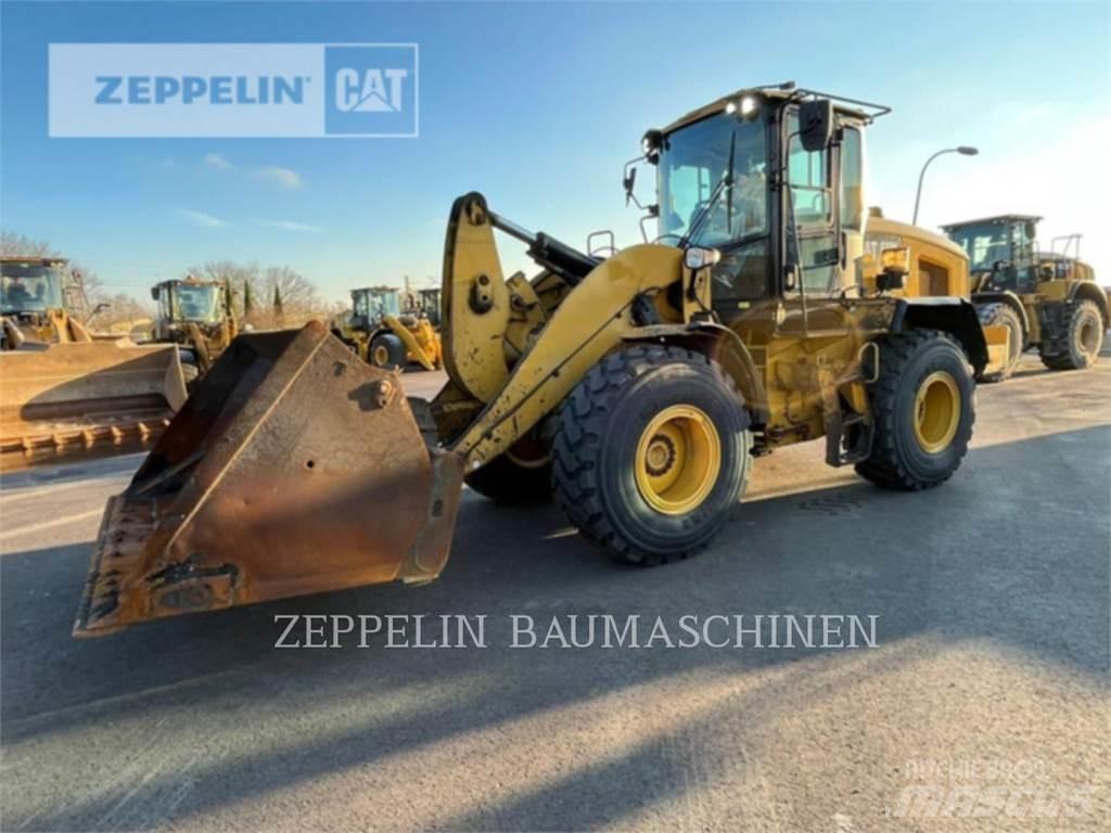 CAT 930M Wielladers