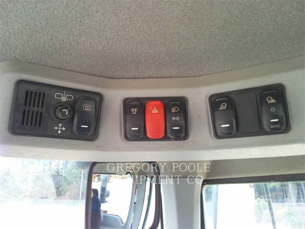CAT 930M Wielladers