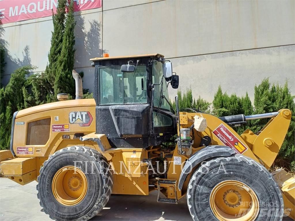 CAT 930M Wielladers