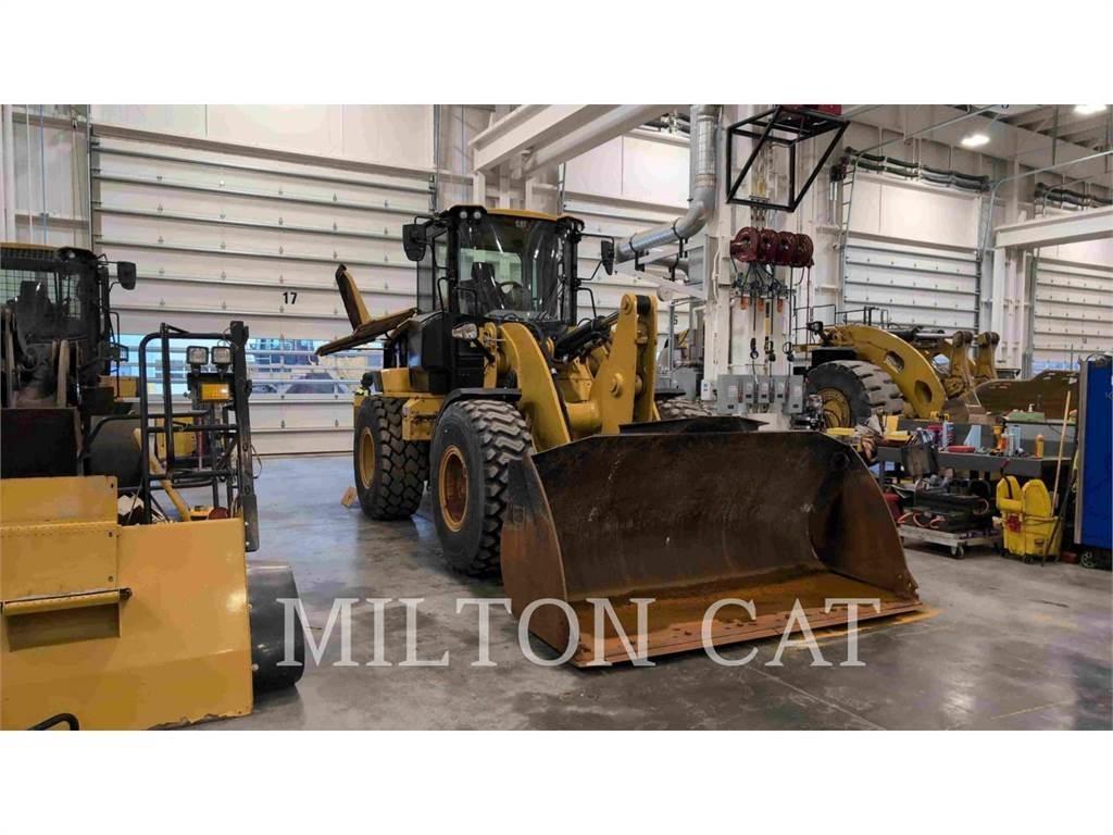 CAT 930M Wielladers