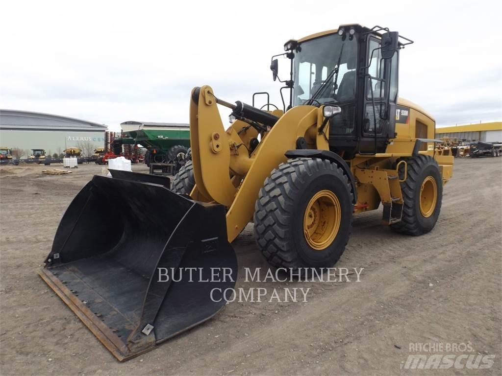 CAT 930M Wielladers
