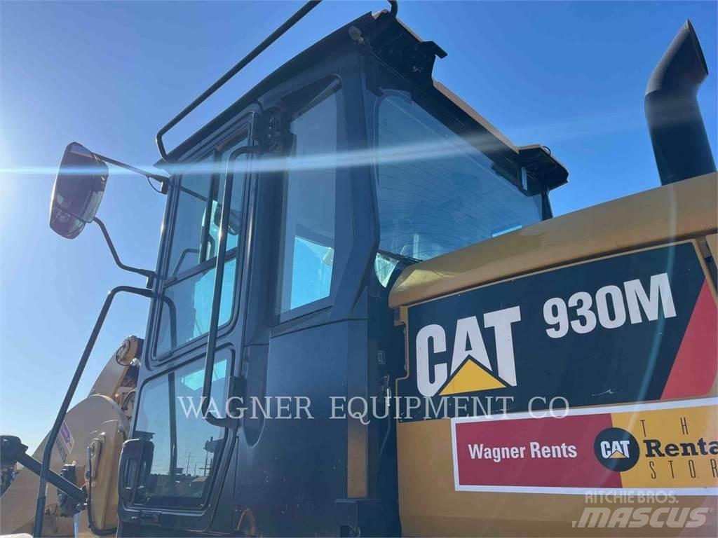 CAT 930M Wielladers