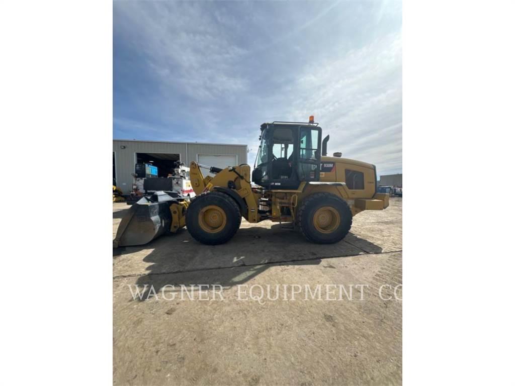 CAT 930M Wielladers