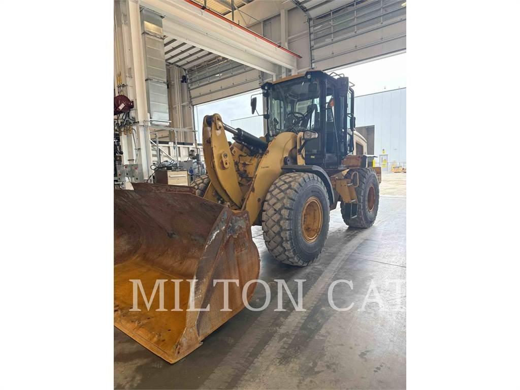 CAT 930M Wielladers