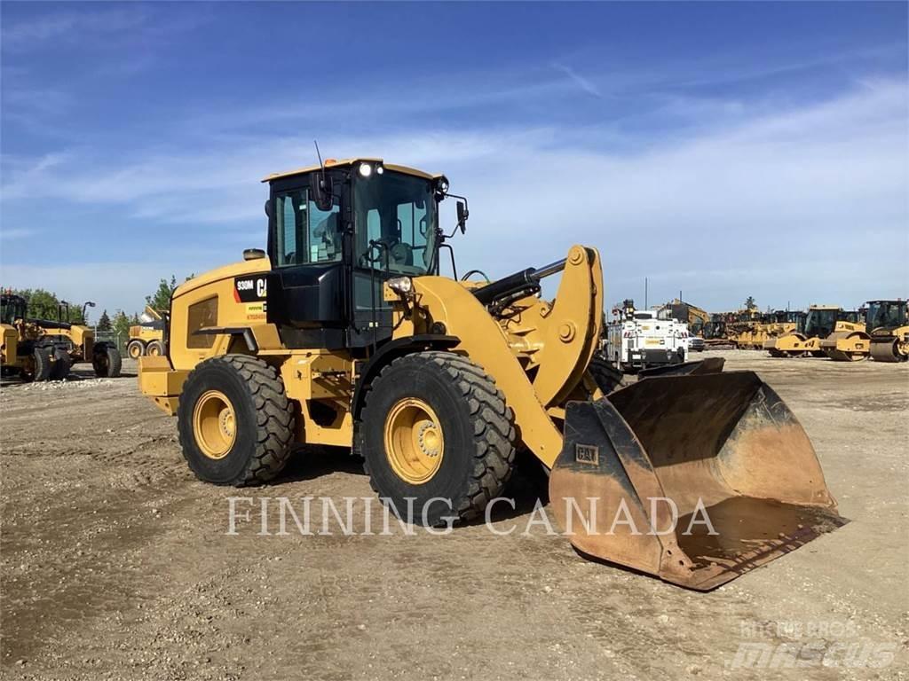 CAT 930M Wielladers