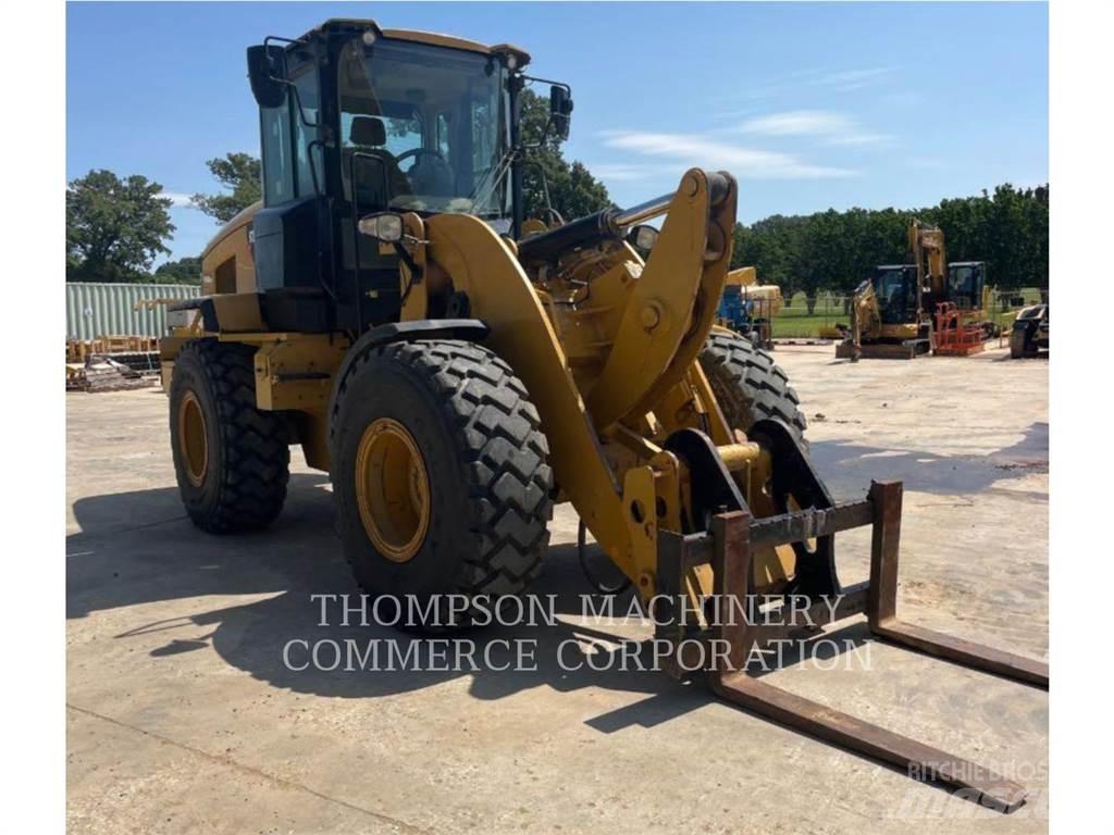 CAT 930M Wielladers