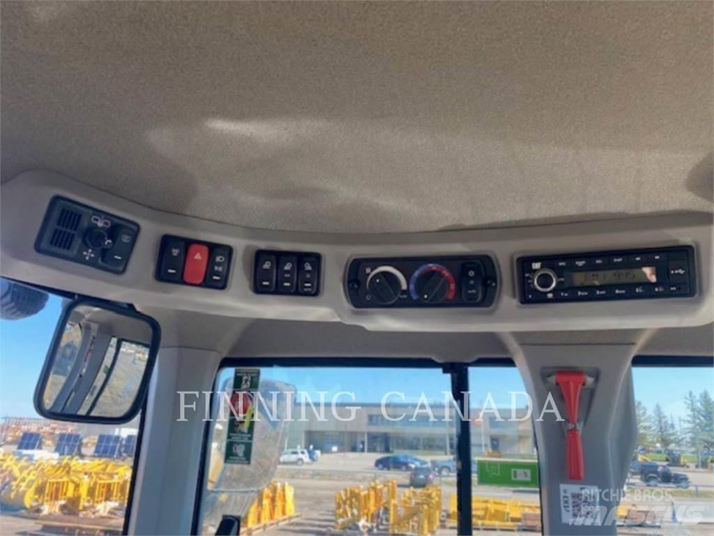 CAT 930M Wielladers
